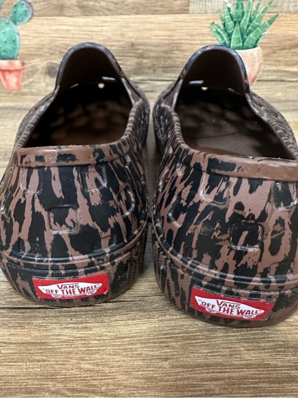 Vans Leopard slip on TRK sneaker beach shoe mens size 9 womens 11 - Picture 4 of 6